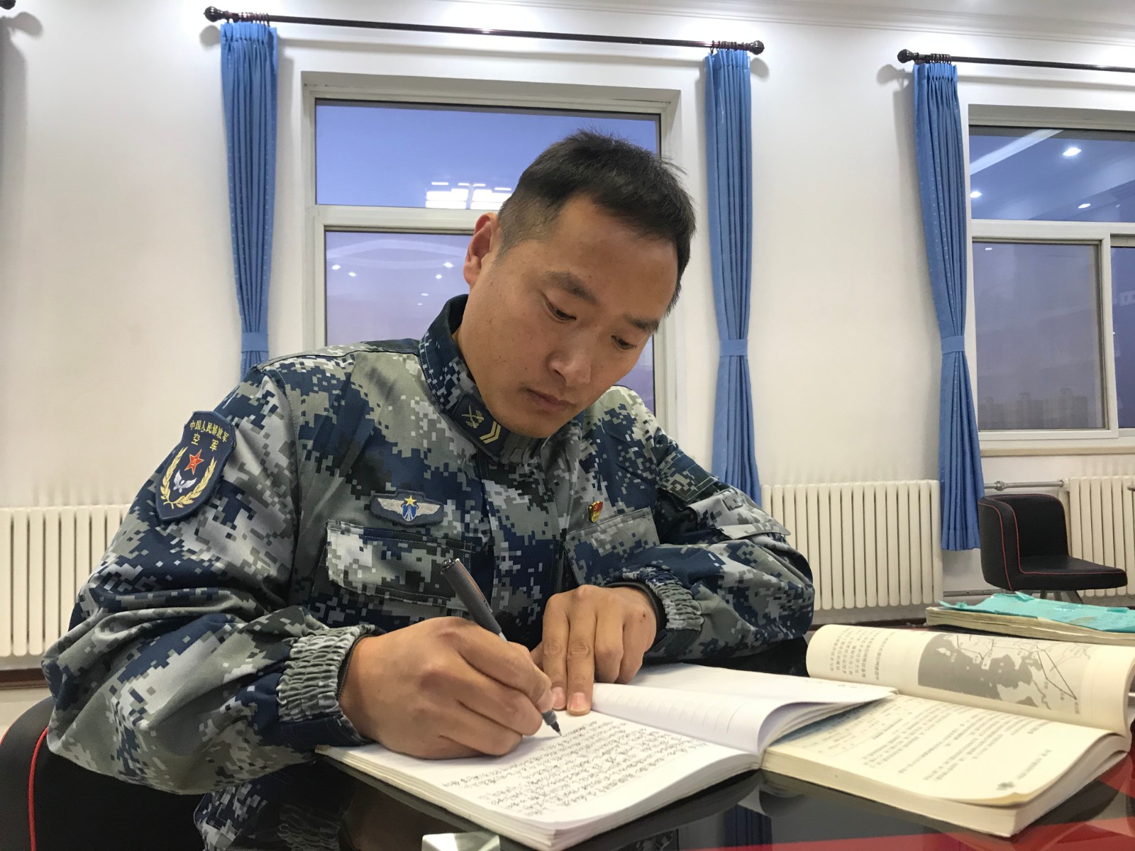 这就是山东|济南小伙王协萌有啥绝活? 中部战区空军缘