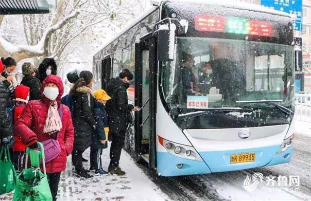 受降雪影响荣成公交线路临时调整