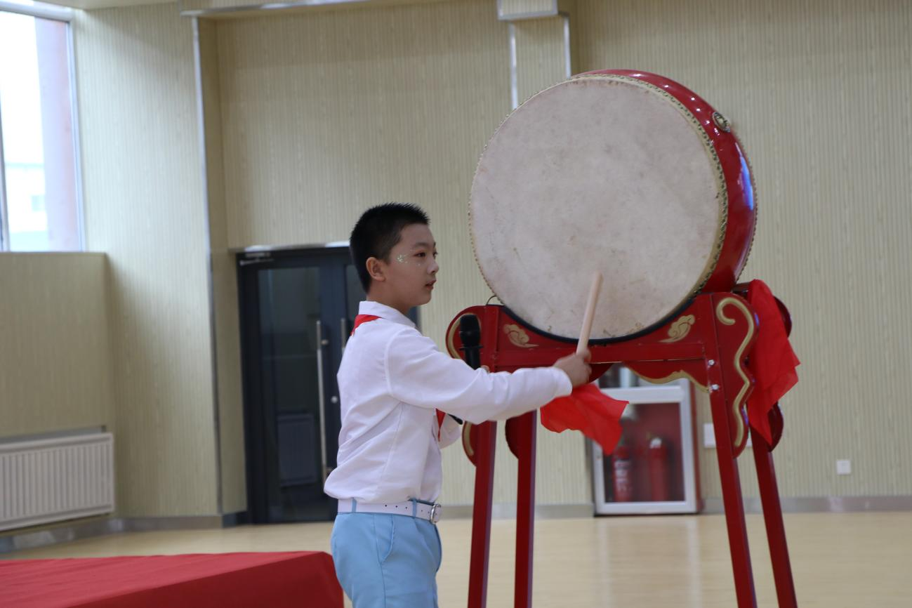 开笔 点朱砂 击鼓明志!济南仁轩小学举行开笔礼