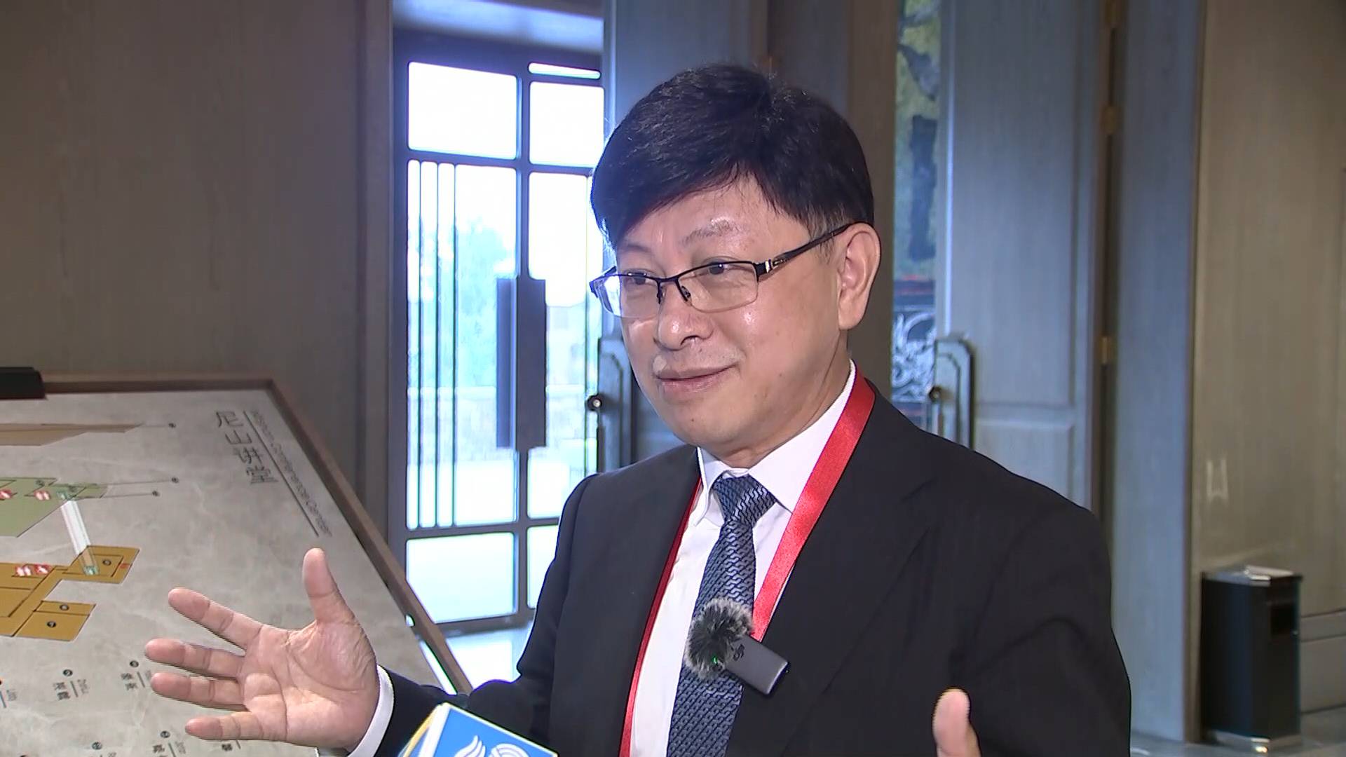 辽宁中医药大学党委书记教授石岩中西医融合是我们未来选择的道路