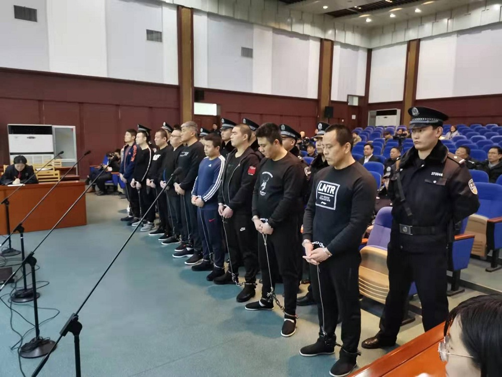 采取暴力软暴力发放高利贷刘惠明等9人黑社会性质组织犯罪案一审宣判