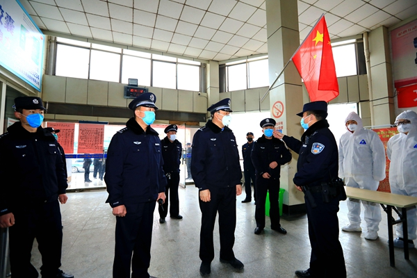 曹县公安抗击疫情图片—董西德摄闪电新闻记者 刘银春 曹县台 通讯