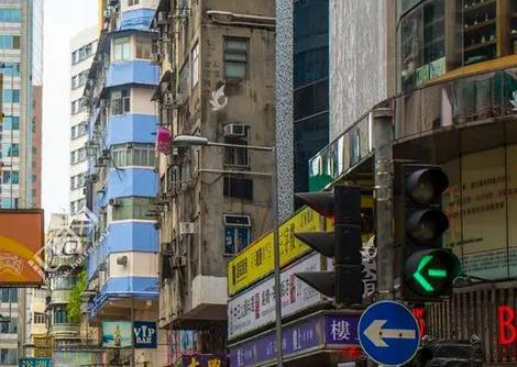 “同舟共濟 一齊撐落去”——1萬個內地“愛心禮包”發放給香港困難市民