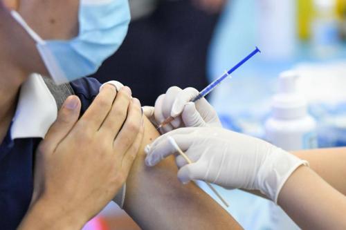 北京累计接种新冠疫苗超6000万剂次 呼吁老人及时接种