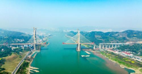 长江上游最大内河枢纽港首发到缅甸国际多式联运班列