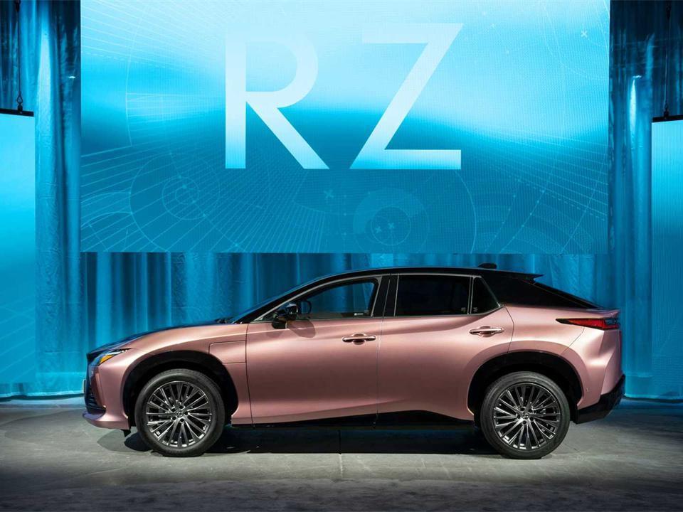 雷克萨斯RZ全球首发 基于e-TNGA架构打造的纯电SUV