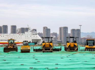 威海14个项目集聚起势，临港产业动能澎湃