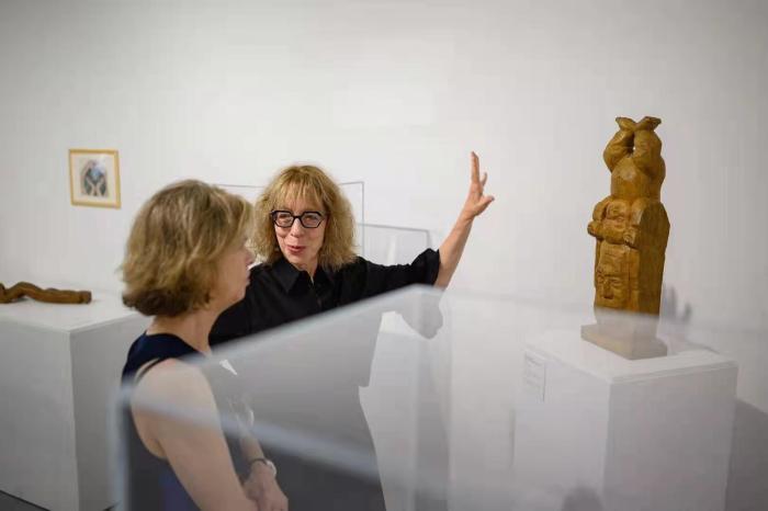 刘士铭雕塑特展在纽约举办