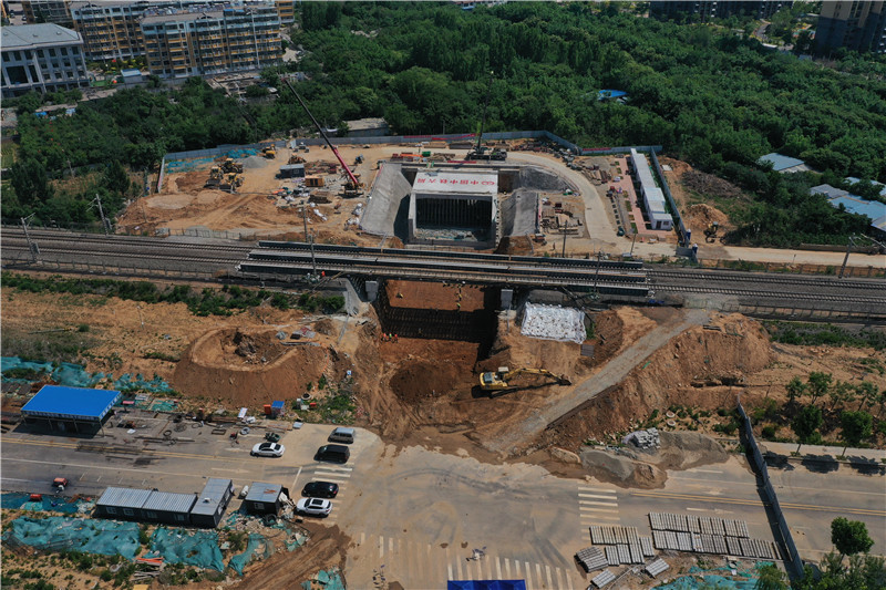 泰安櫻桃園路下穿京滬鐵路立交橋主體完工計劃7月底建成通車