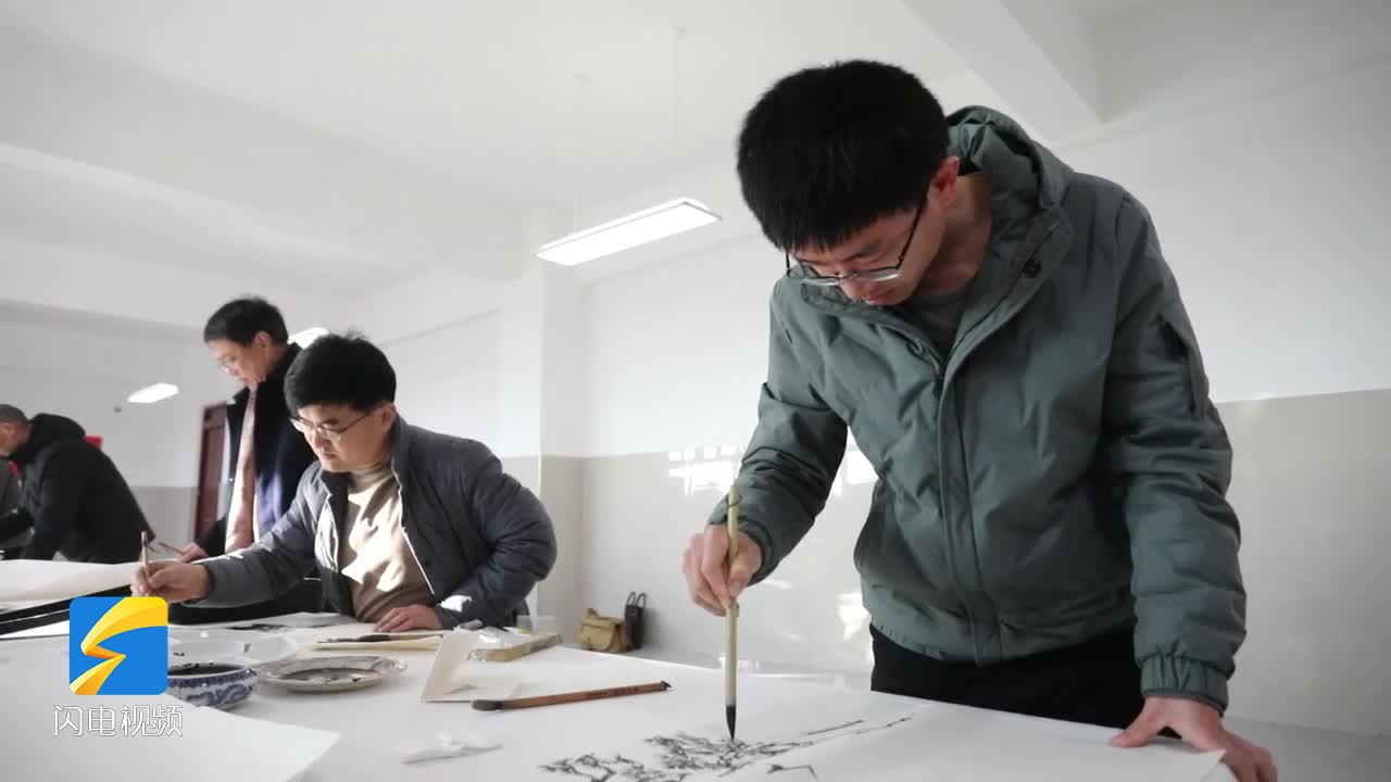 阳信县开展“到人民中去”书画摄影进校园活动