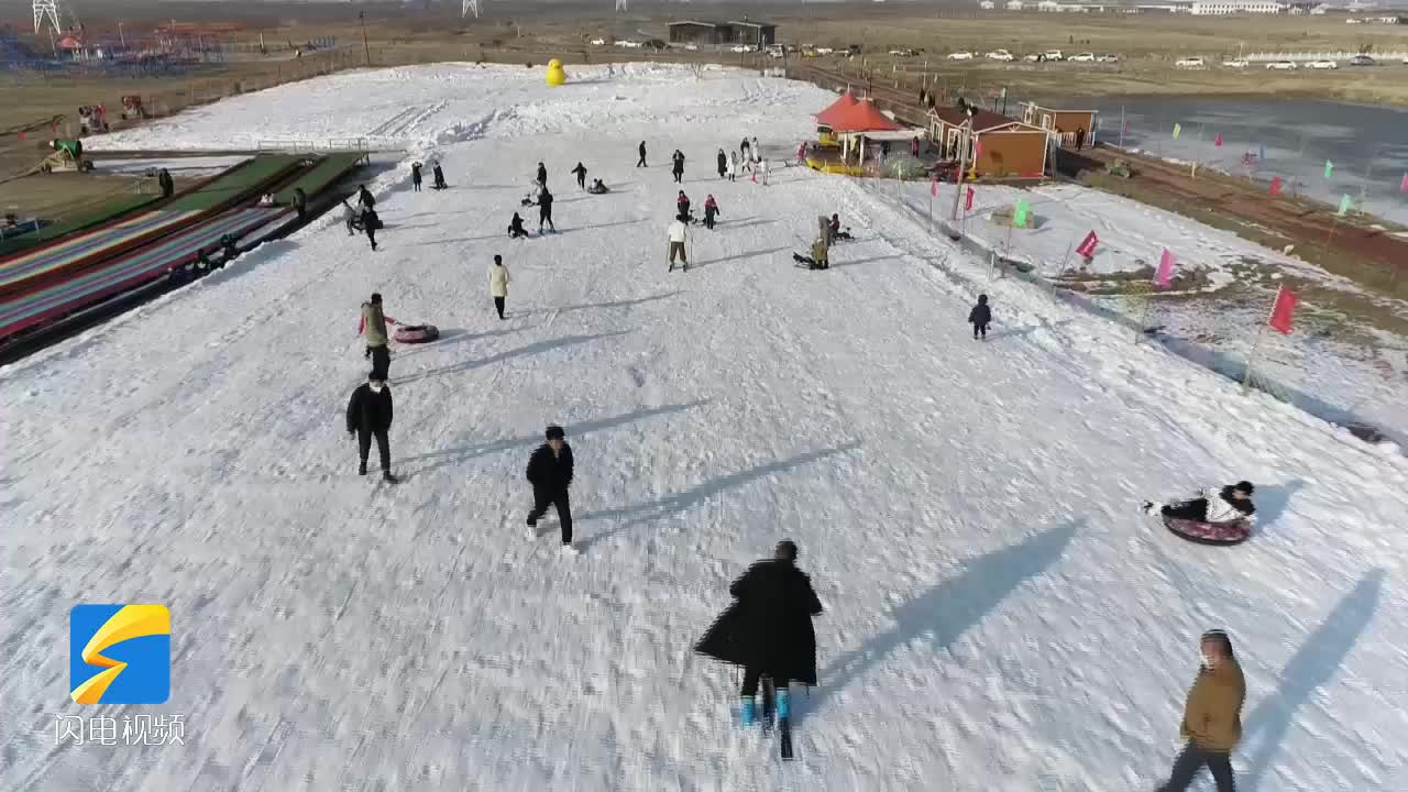 滨州沾化：冬季滑雪热 为冬奥助力