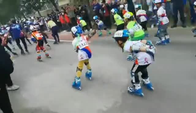 中国·博兴环麻大湖轮滑马拉松公开赛