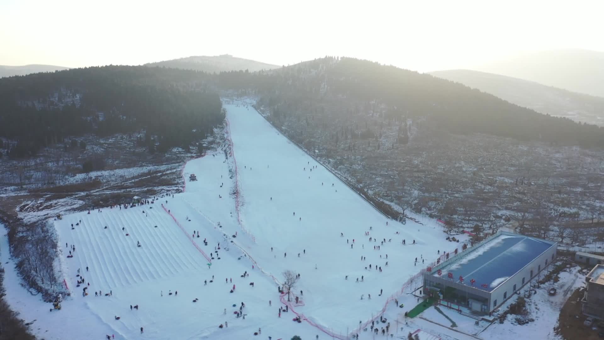 肥城仪阳滑雪场图片