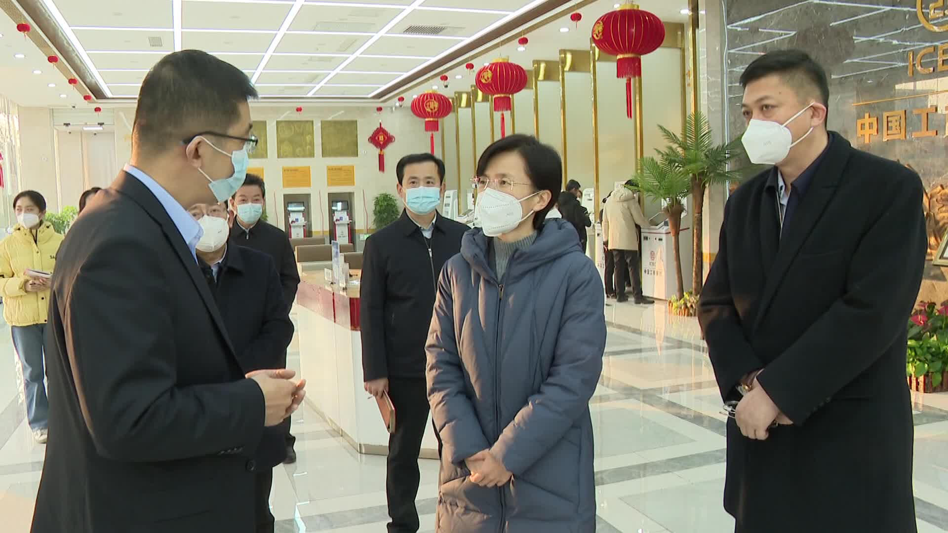 张莉范长征等肥城市领导到财税机关和金融机构走访慰问