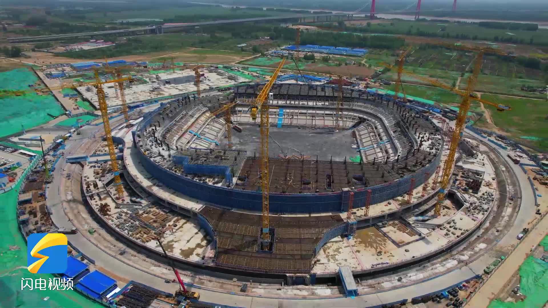 记者航拍带你看 济南黄河体育中心球场 预计明年年底竣工 有望成为泰山新主场