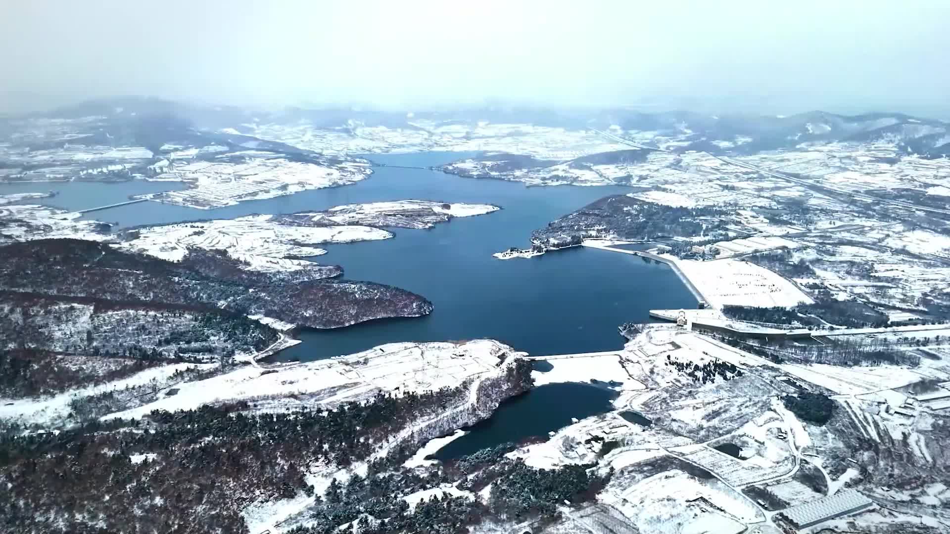 威海经开区：瑞雪飘飘兆丰年