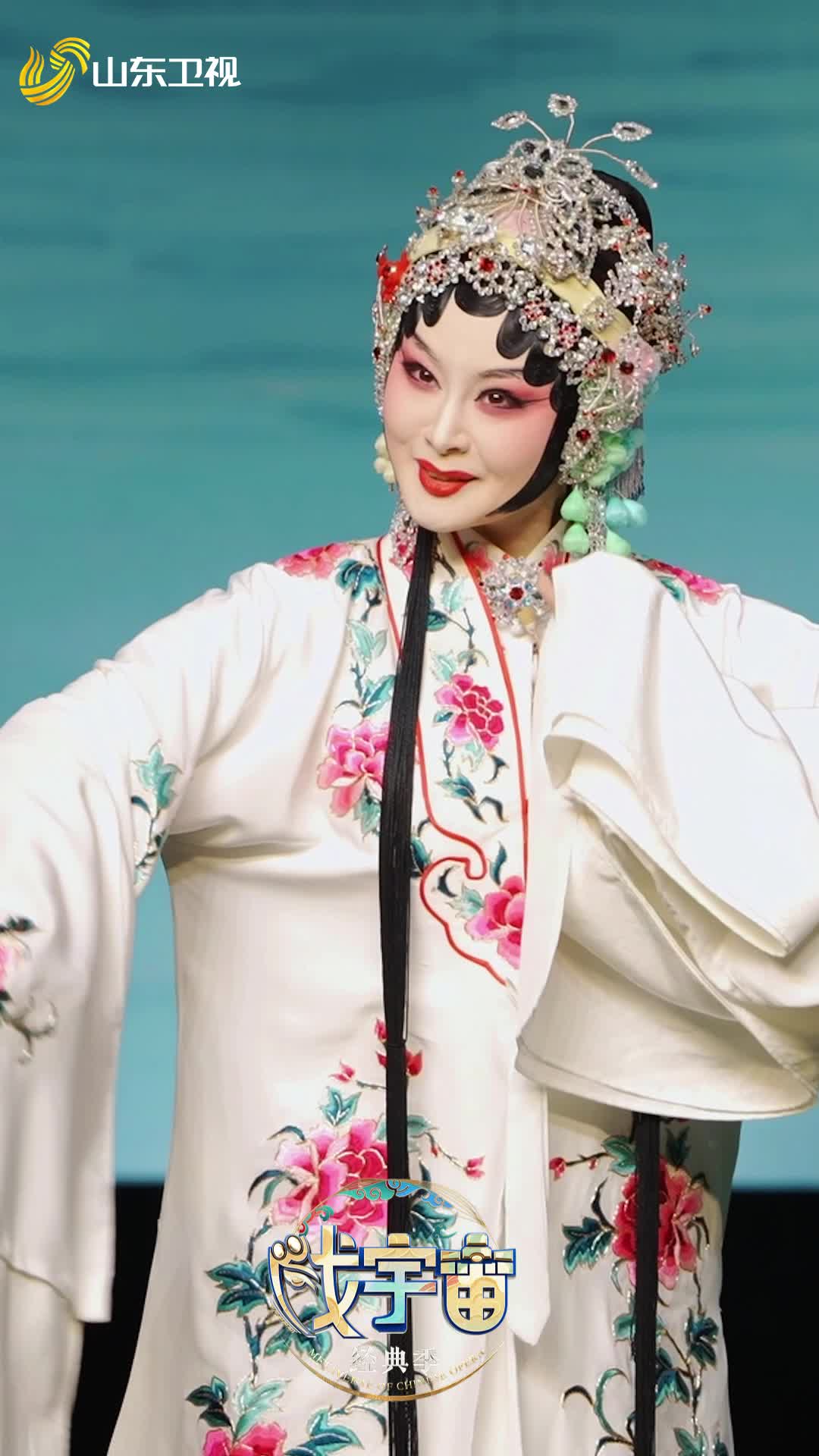 郭霄現場演繹白蛇傳“人世間竟有這美麗的湖山”。