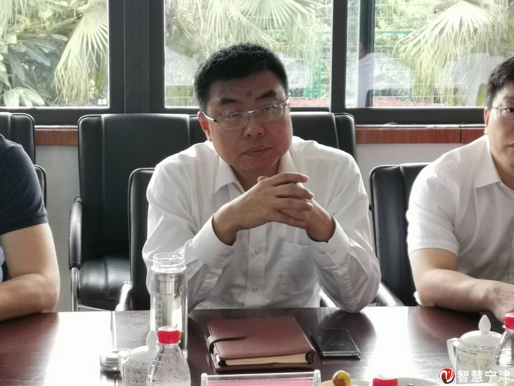 王刚带队到福耀玻璃重庆公司考察交流