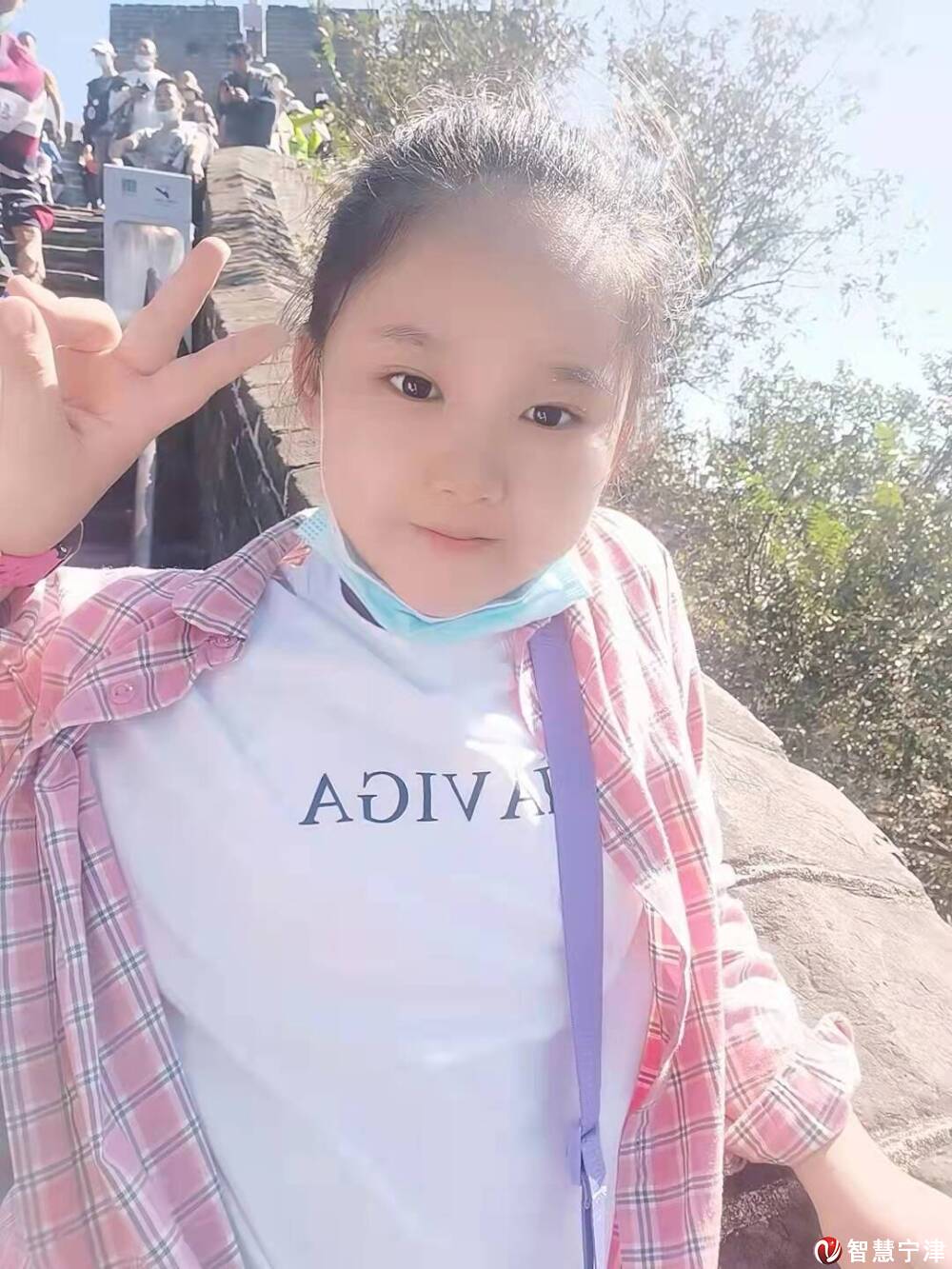 悦读者我们站立的地方正是祖国朗读王卓冉