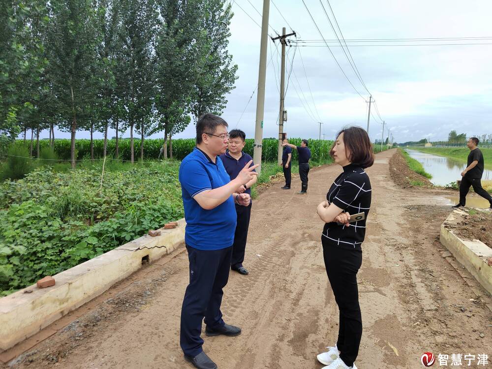 李爱新深入一线查看雨后灾情及防汛工作