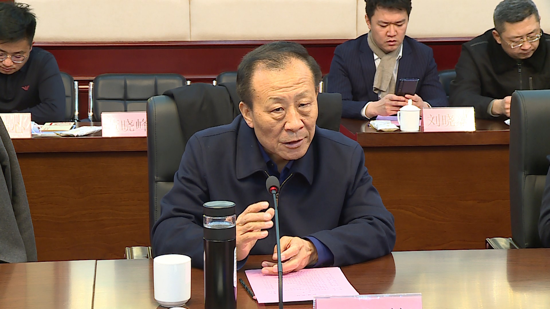 省委原副秘书长,省精品旅游促进会专家委员会主任杜文彬,山东省档案馆