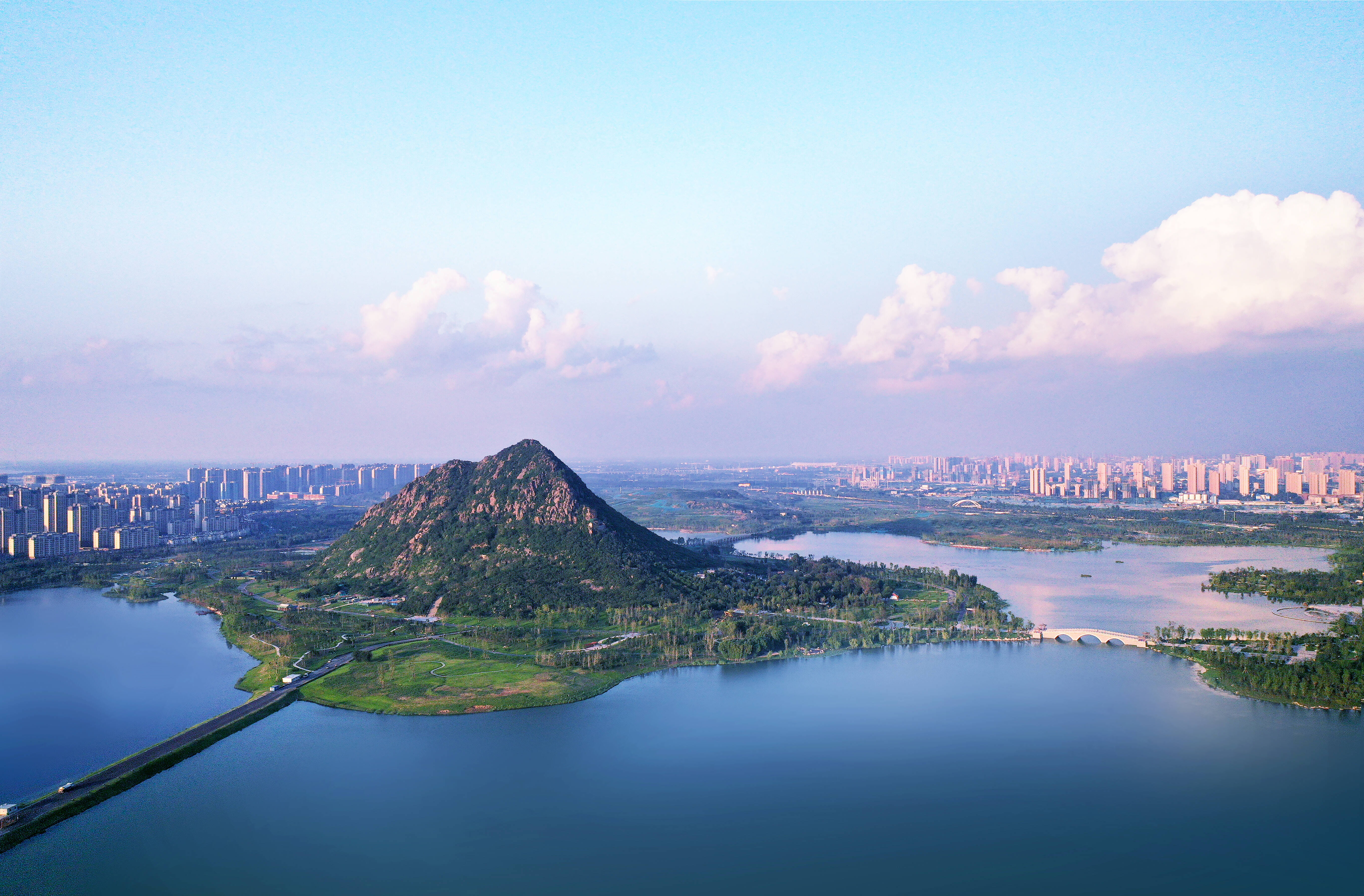 16个重点项目签约!2024年历城区城市更新项目推介活动成功举办