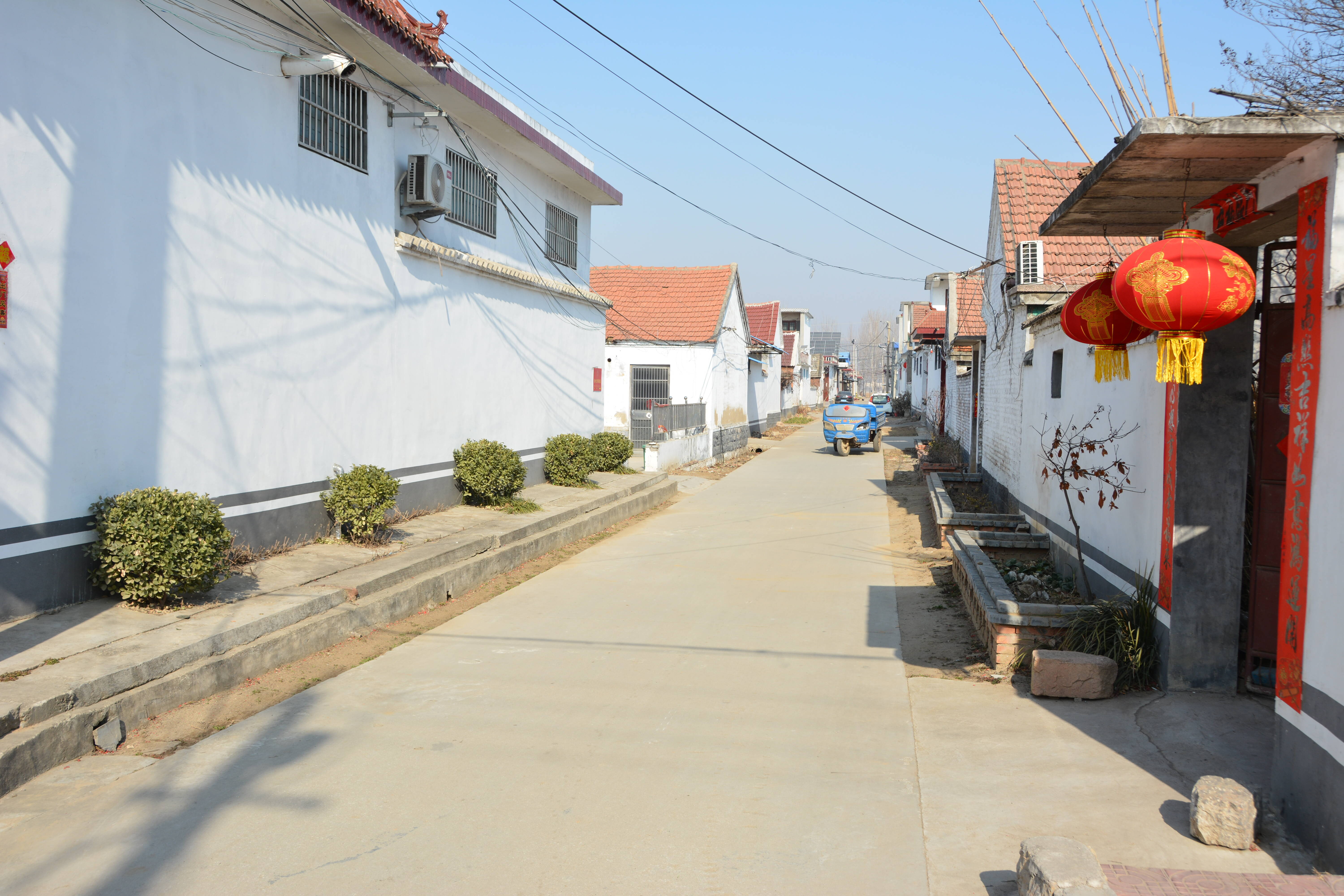 滕州市大坞镇开展学雷锋人居环境整治提升月活动