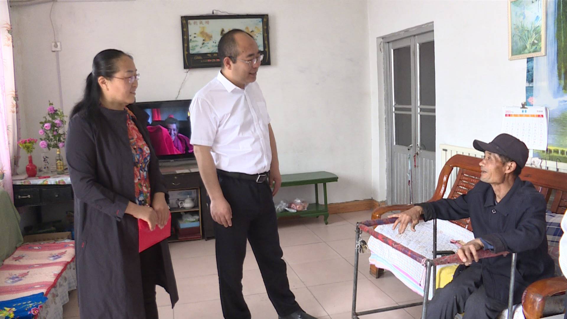 张子柱到大王镇走访慰问残疾人