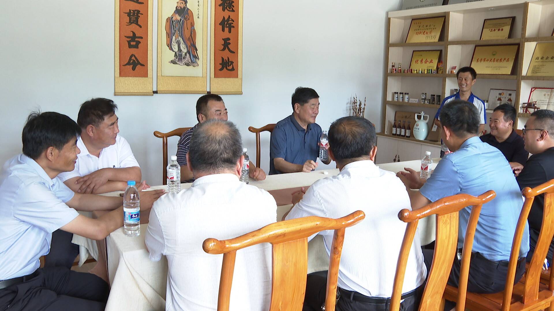 调查组先后到山东三丰香油有限公司,东营军马场军绿食品加工有限公司