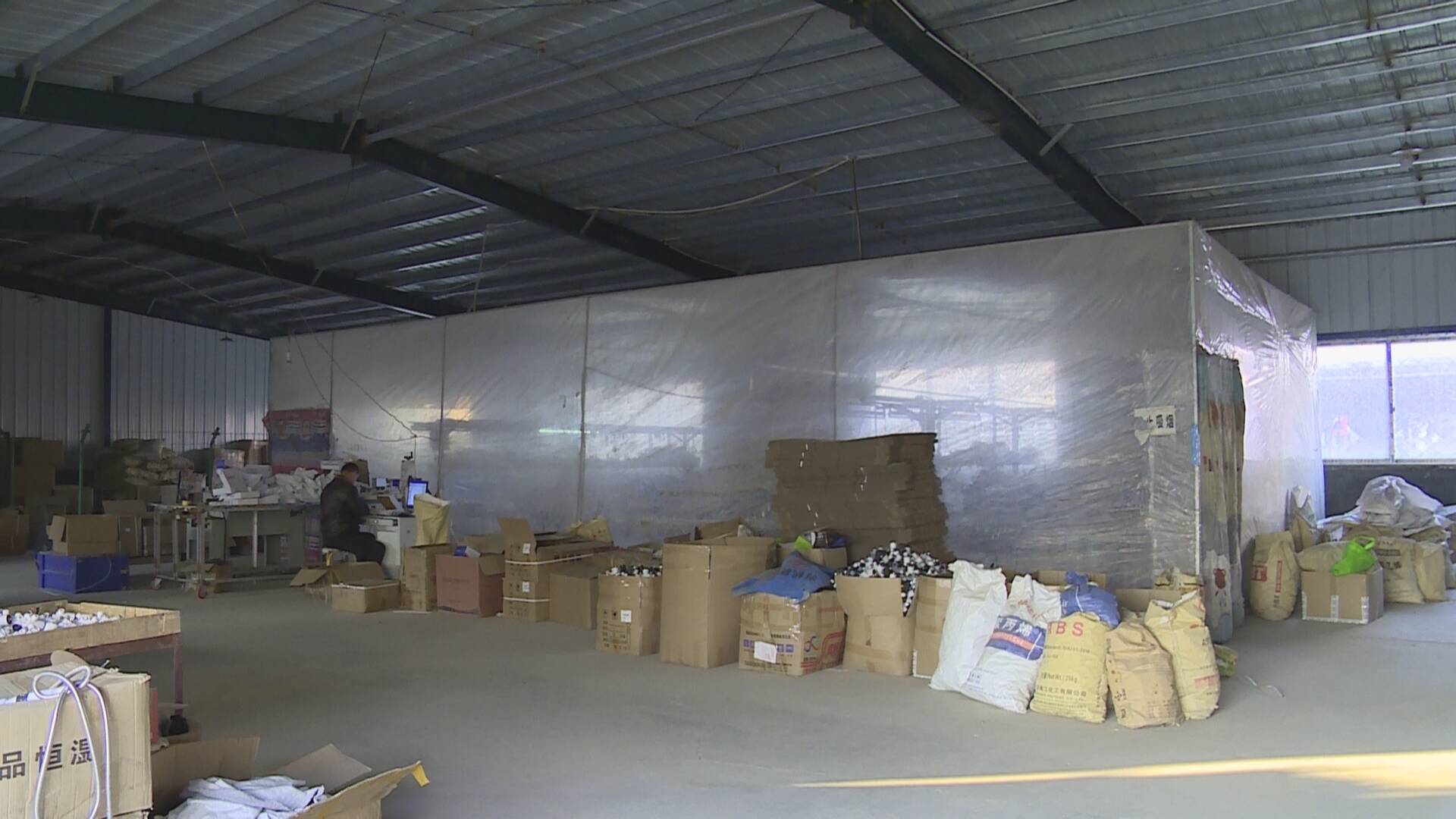 山东成武小车间打造双赢模式