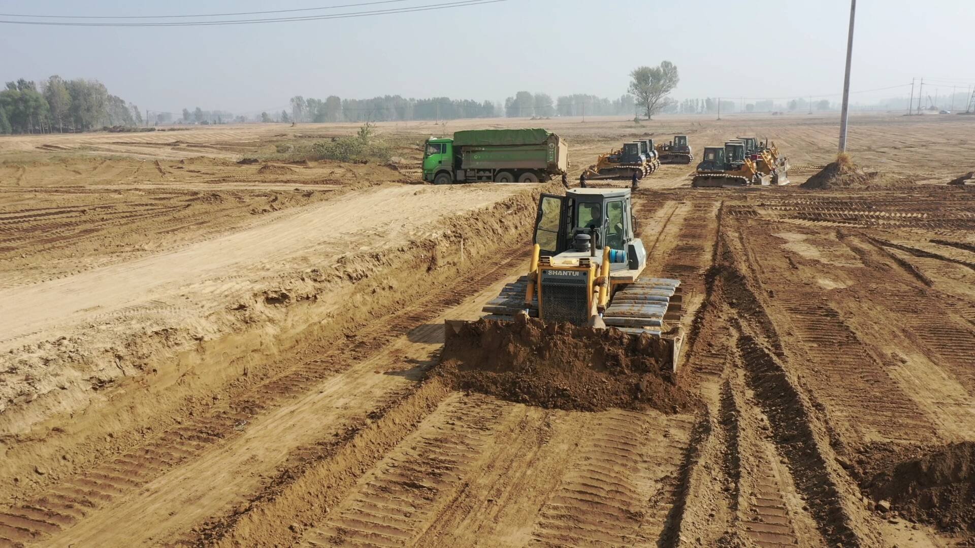 东明县菜园集镇北王庄村复垦工程进入最后冲刺期