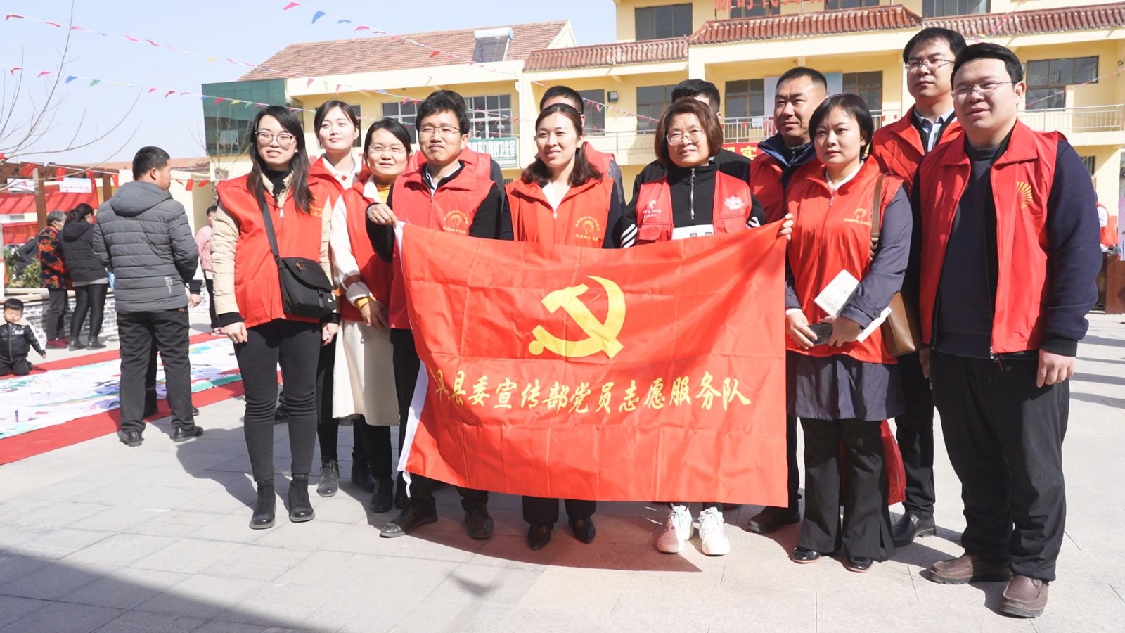 3月5日,县委常委,宣传部长桑娜在单县深化"五为"文明实践志愿服务活动