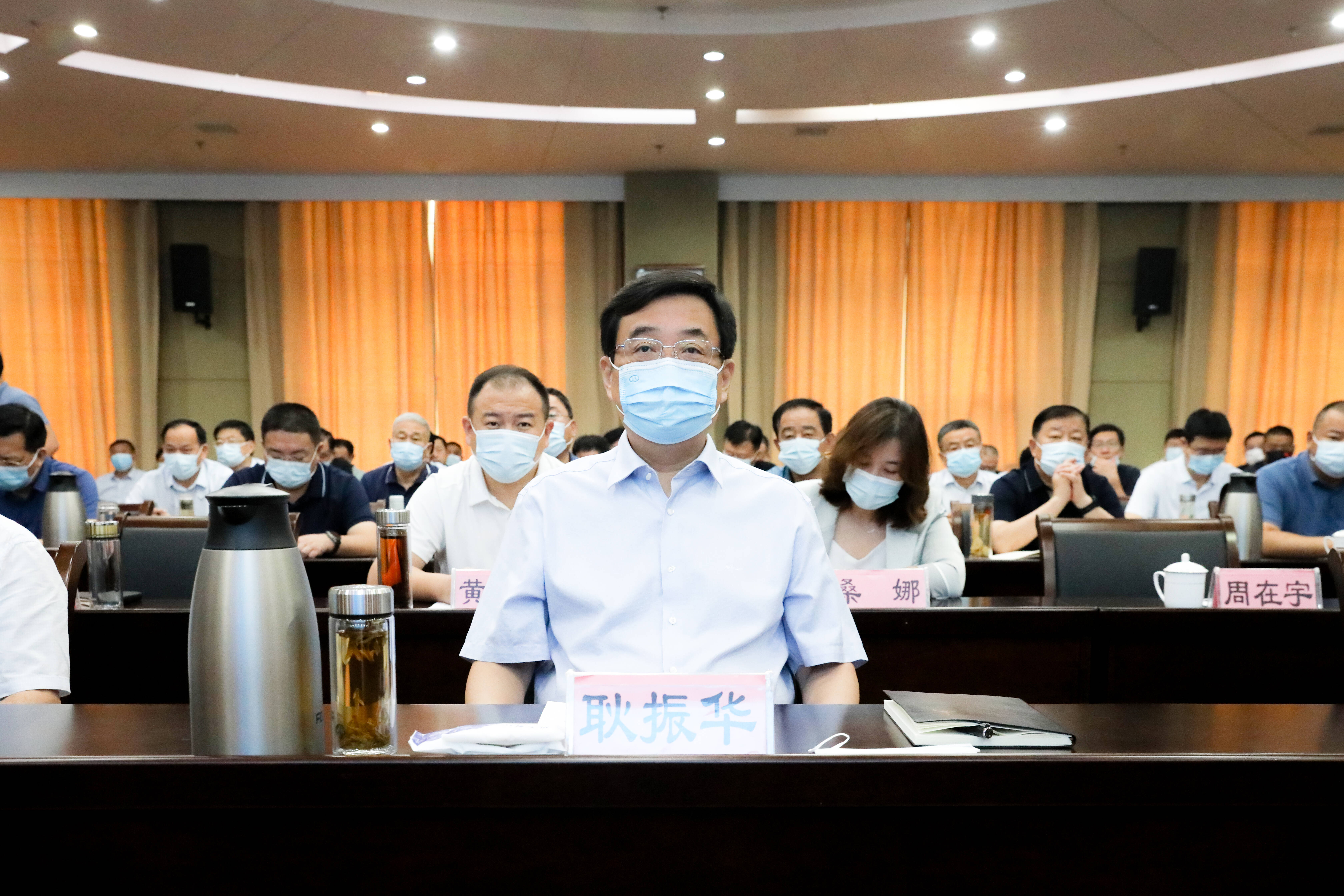 单县组织收听收看市委理论学习中心组扩大集中学习暨第二期牡丹大讲堂