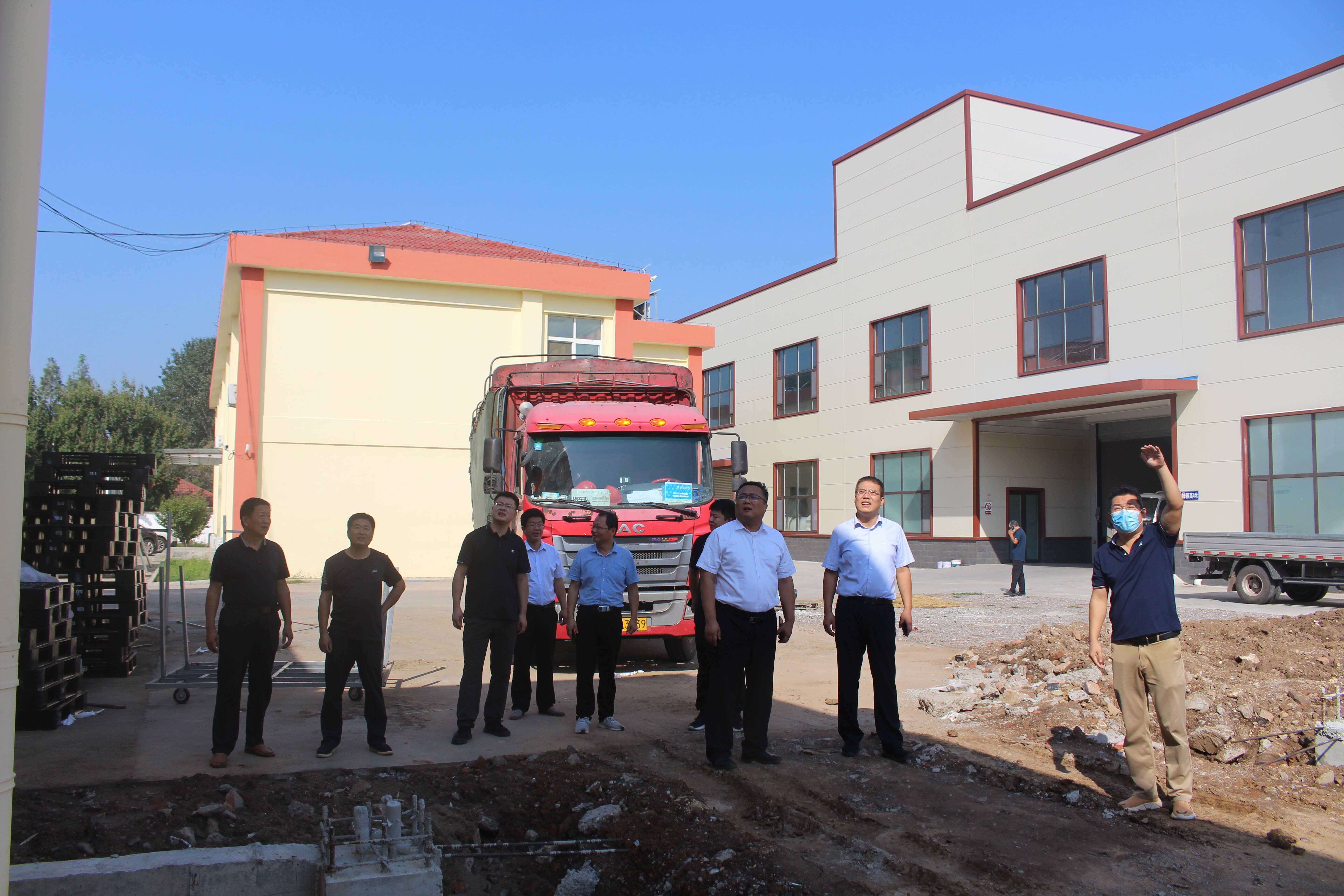 安丘市石堆镇三微模式提升服务企业效能