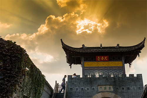 【革命老区新貌】泰兴黄桥弘扬革命精神 促进老区发展