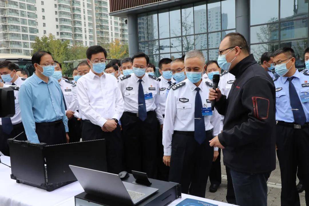 省公安厅党委委员副厅长一级巡视员修潍青来兰山区调研