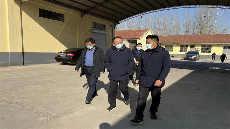 山东平邑赵子君到地方镇开展落实食品安全两个责任包保企业督导工作