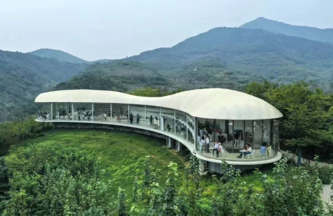 九女峰书房荣获山东省年度最美书店荣誉称号