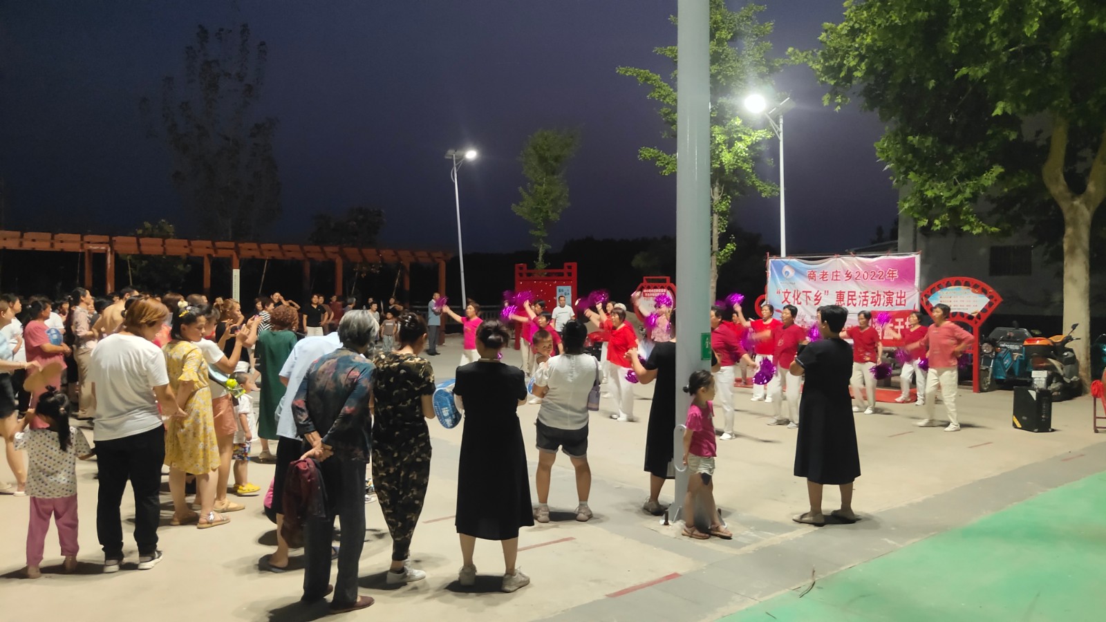 东平县商老庄乡：文化惠民暖人心 村民登台当主角