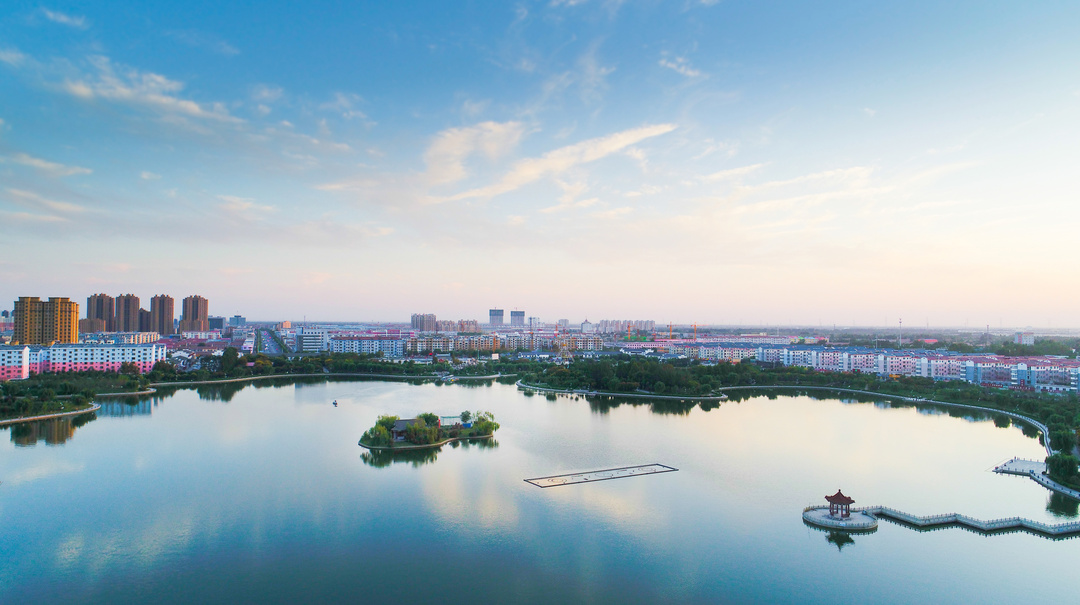 庆云县委书记刘涛突出四个首位跨越发展走在前