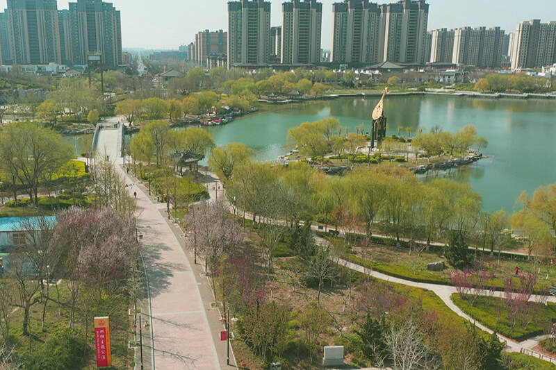 平原县持续推进绿化提档升级扮靓美丽城市