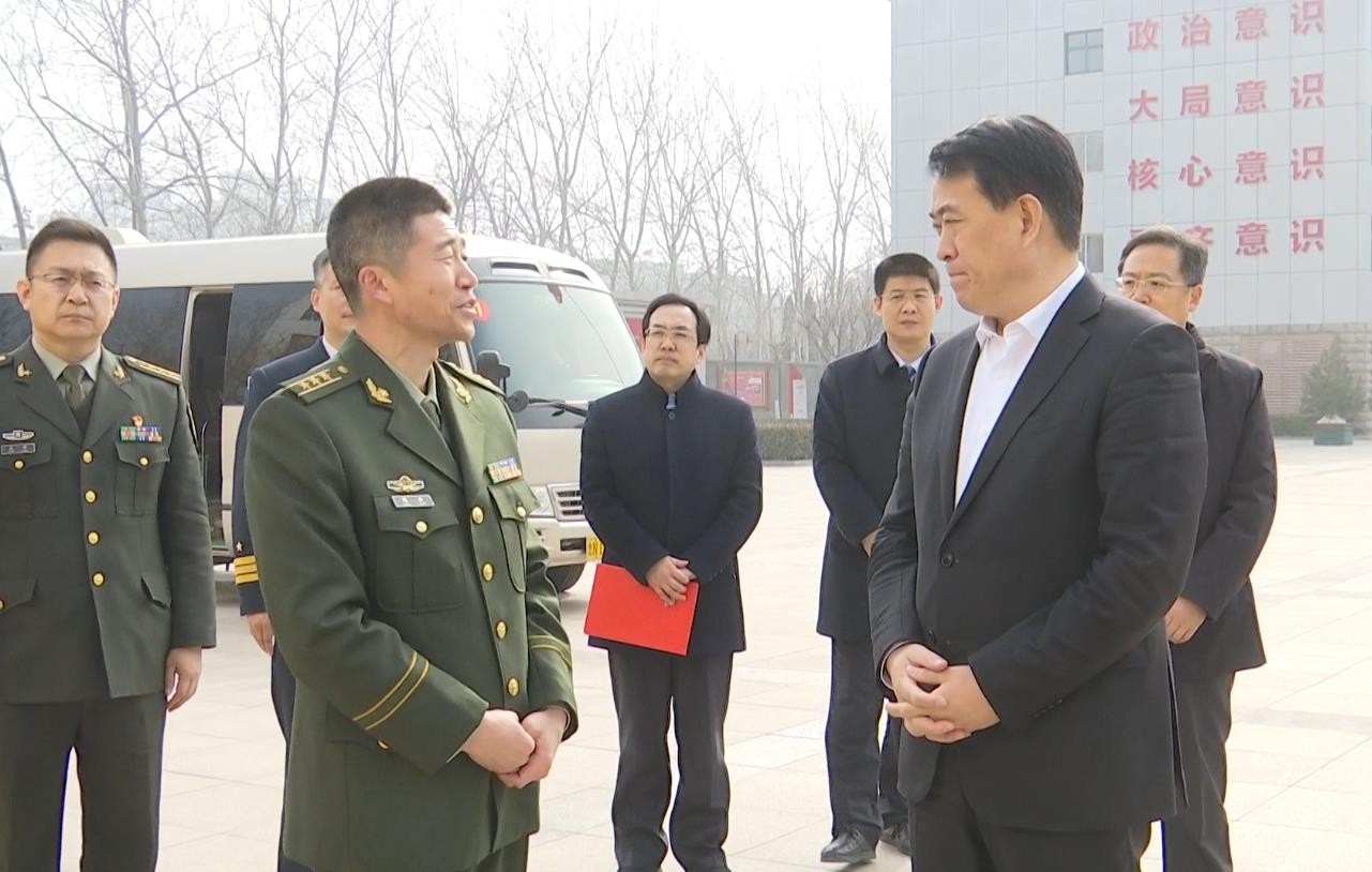 张泽中走访慰问德州军分区武警德州市支队市消防救援支队