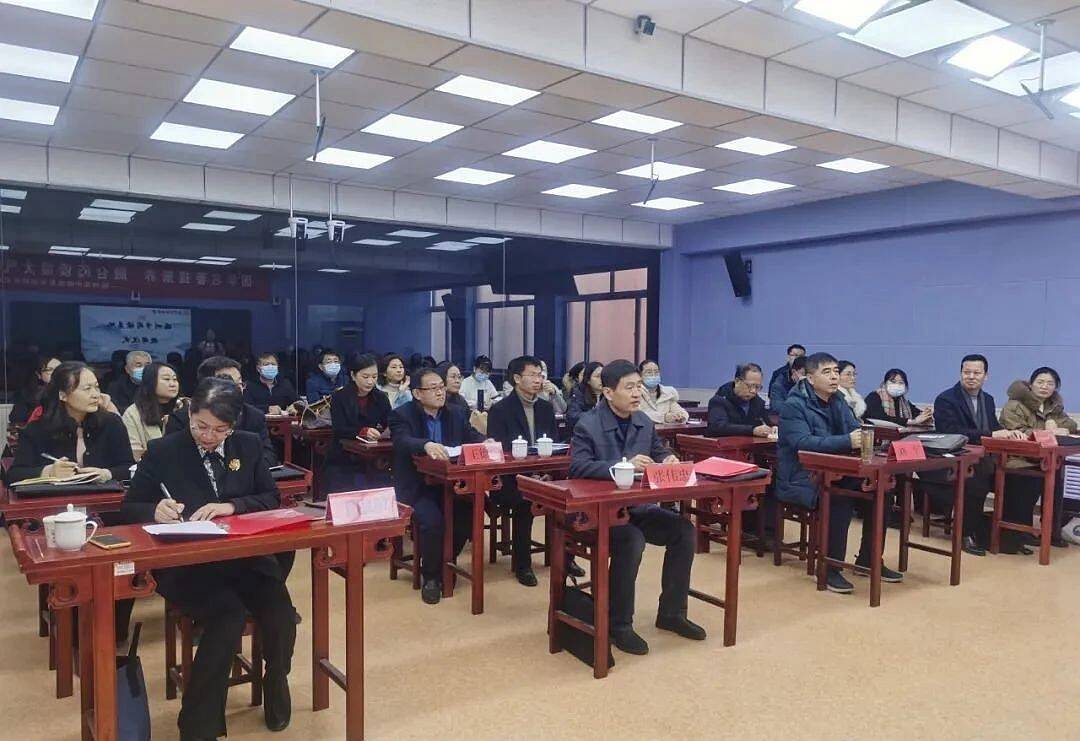 临邑县洛北中学校际交流促发展博采众长话未来