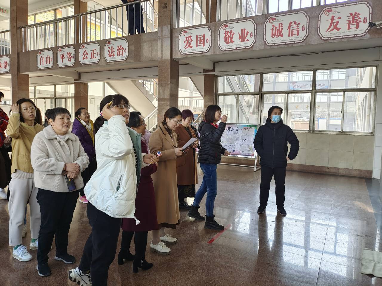 淄博淄川淄博十中举行三八节庆祝活动