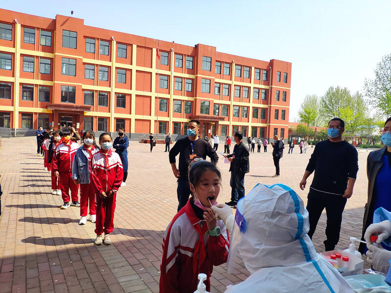 淄博市淄川区西河镇中心小学花开复课日少年归来时