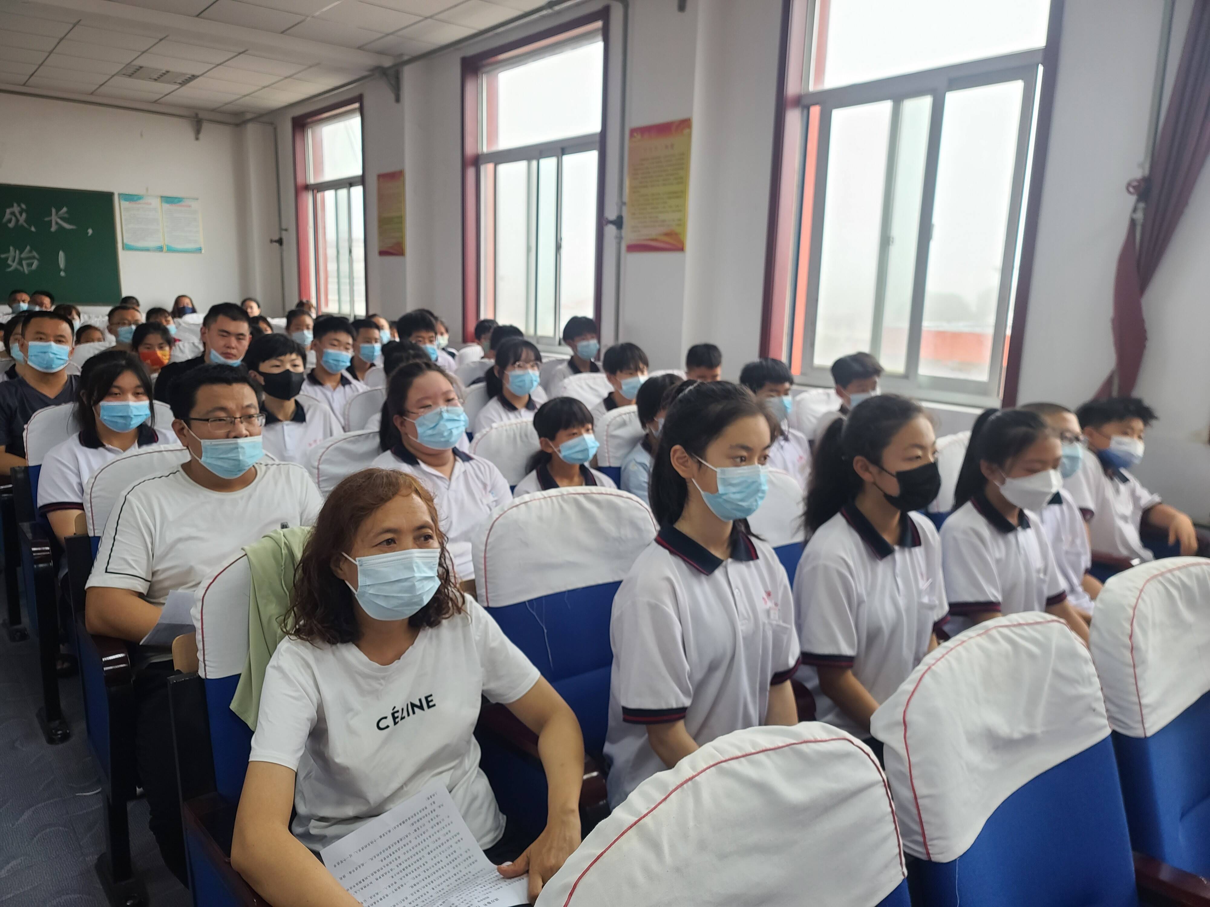 淄博市淄川区西河中心校举行暑假师生读书签约活动
