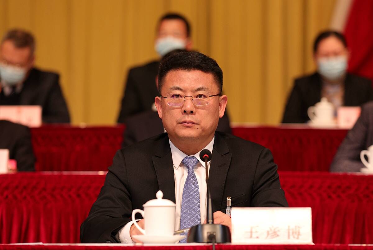 海阳市第十八届人民代表大会第六次会议闭幕