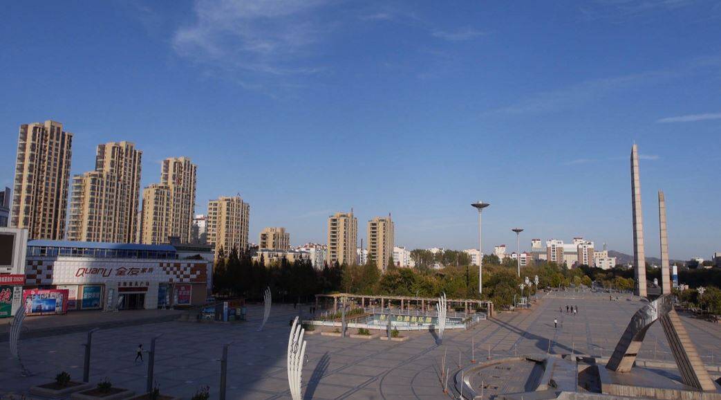 烟台海阳新元阳光里改造项目腾笼换鸟提升新元广场服务功能