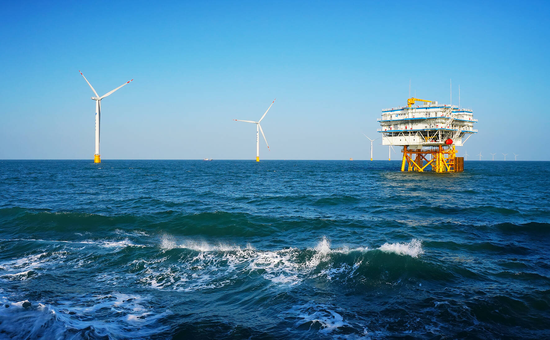 核电区在推动新能源产业集聚发展中争当标杆