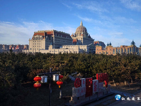 烟台市蓬莱区海市公园大红灯笼高高挂